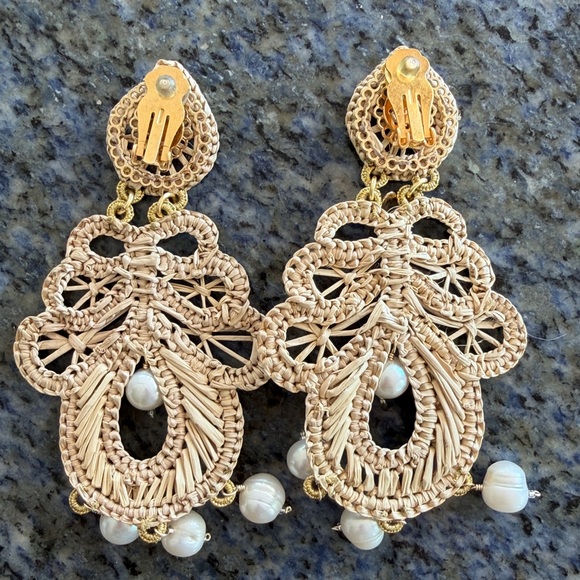 Elegant Woven Earrings with Pearl Accents - Picture 4 of 4